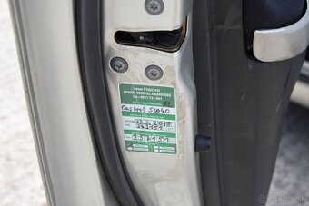 Toyota Corolla Verso 2.0 D-4D Base - 19