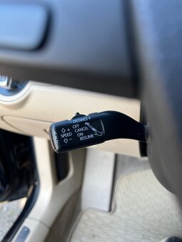 Volkswagen Passat B7 Variant 2.0 TDI Highline - 19