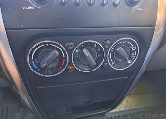 Suzuki SX4 1,9 DDiS GLX nafta manuál 88 kw - 19