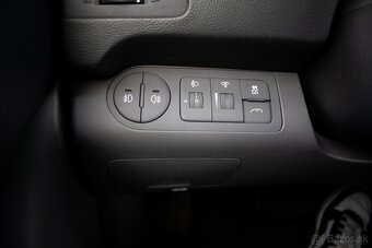 Hyundai H1 H-1 2.5 CRDi VGT E6 Tour A/T - 19