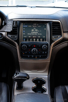 Jeep Grand Cherokee 3.0L V6 TD Summit A/T - 19