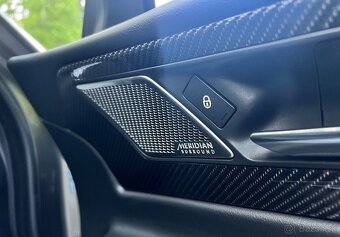 Jaguar XE 2.0D I4 R-Dynamic HSE AT - 19