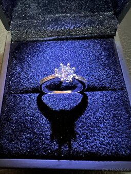 Zlatý dámsky prsteň a prstene - 19