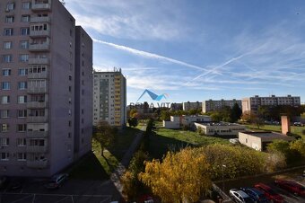 EXKLUZÍVNE Priestranný 2-izbový byt s balkónom v centre Gala - 19