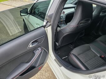 Mercedes-Benz CLA 200D Shooting Brake 4Matic AMG AT/7 100 kw - 19