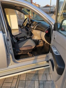 Mitsubishi l200 2 5did - 19