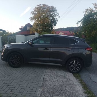 Predám Hyundai Tucson 1,6 T-GDi, 130 kW 4x4, AUTOMAT - 19