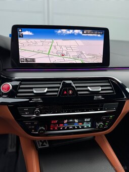 BMW M5 Competetion xDrive Akrapovič/PPF/Carbon - Odp. DPH - 19