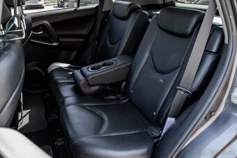 Toyota RAV4 2.2l D-4D 150 Lux - 19