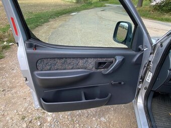 Citroen Berlingo 2.0 HDI 66 kW tažné 194tkm nové ČR serviska - 19
