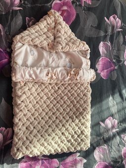 Zavinovačky a dečky pro miminko z puffy - 19