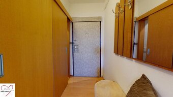 Z vchodu rovno do školy, na predaj praktický 3 izbový byt, A - 19