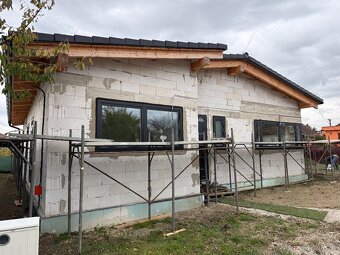 Obklady dlažby a Stavebná činnosť ✅ - 19