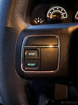 Jeep Patriot 2015 rok USA - 19