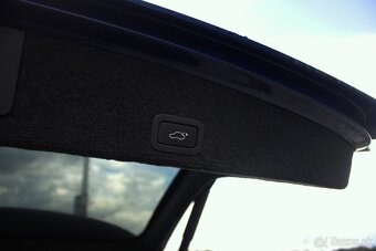 Volvo XC60 D4 AWD Ocean Race Geartronic - 19