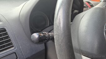 Toyota Auris 1,6i 91kw kód: 1ZR-FE - 19