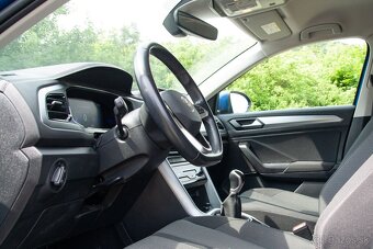 Volkswagen T-Roc 1.5 TSI - v záruke - po servisnej prehliadk - 19