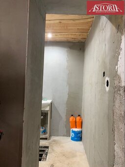 PREDAJ Kompletne zrekonštruovaný rodinný dom v Turanoch - 19