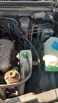 Predám Suzuki Jimny 1,3 benzín 4x4 - 19