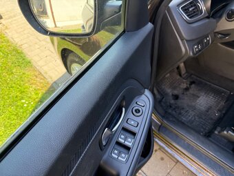 Kia Carens 1.6GDi ORIG.KM - SERVIS 2018/10 - 19