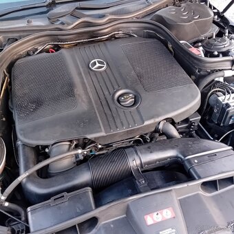 Mercedes E 212, r.v.2010 - 19
