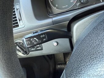 Volkswagen Touran 1.9 TDi 7-miestne Facelift - 19