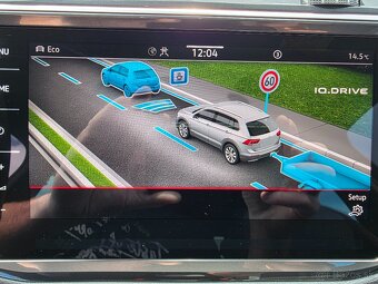 VW TIGUAN R-LINE r.v. 2024 2.0 CRTDI 110KW 4X4 DSG FUL VÝBAV - 19