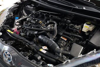 Toyota Yaris Hybrid 1.5 Dynamic Force Comfort MDS - 19