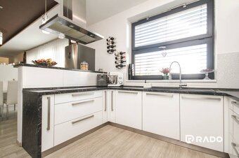 RADO | 4i RD 300m2 s pozemkom 640m2, Javorinská - Trenčín - 19