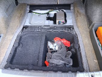 BMW e90 320 2l D 120kw. - 19