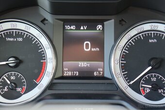 Škoda Octavia Combi 2.0 TDI Style EU6 - 19