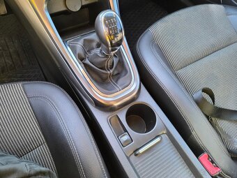 Astra J Sport Tourer 1.4 Turbo - 19