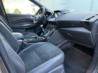 Ford Kuga 1.5 Ecoboost ST-Line - 19