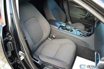 Jaguar XE 2.0D - 19
