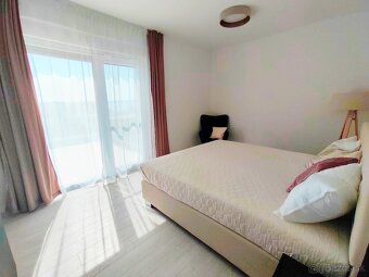 CHORVÁTSKO -  Atraktívna vila s bazénom 70m od mora-PRIVLAKA - 19