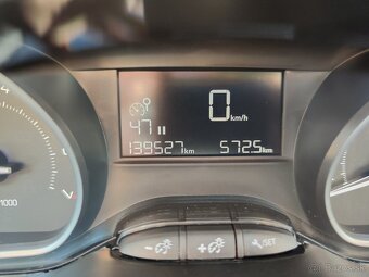 Peugeot 208- 1.2 benzín 60kw.. - 19