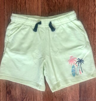 Teplákové súpravy, kraťasy - 19