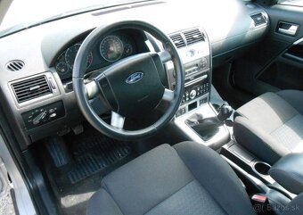 Ford Mondeo 1,8 92 kW Digiklima Serviska benzín - 19