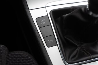Volkswagen Passat Variant 2.0 TDI CR 110k DPF Comfortline - 19