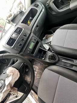 Rozpredam škoda fabia 2 1.2tsi 63kw 77kw - 19