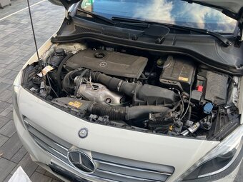 Mercedes B180 90kw Automat Benzin - 19