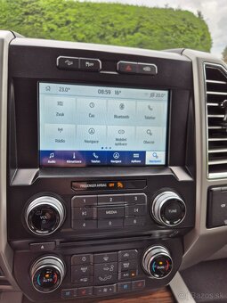 Ford F-150 3.5 V6 EcoBoost LARIAT 4x4 – TOP výbava - 19