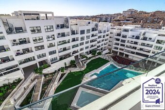 Penthouse v komplexe Estepona Gardens, Španielsko - 19