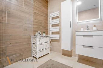 ALL INCLUSIVE | NA PREDAJ 4-IZBOVÝ RD (ČASŤ DVOJDOMU), VEĽKÉ - 19