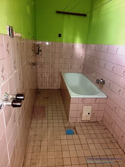 Predám veľký 3- izbový rodinný dom v Rimavskej Seči. - 19