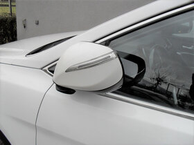 Hyundai Santa Fe 2,2 CRDi Premium 4WD Manuál 299.999Kč - 19