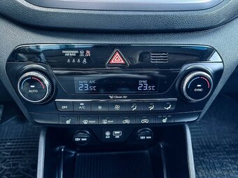 Hyundai Tucson 1.7 CRDi Family - 19