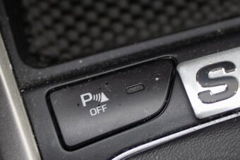 Hyundai i30 CW 1.6i CRDi VGT Family - 19