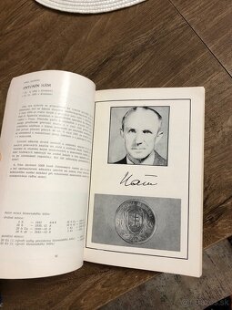 Numizmatika KNIHA,Album na mince - 19