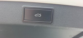 Škoda Octavia Combi RS 4X4 2.0TDi 6-stupňová DSG bez AdBlue - 19